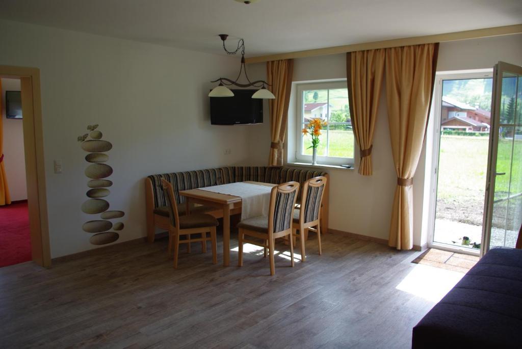 Appartement Tauernhof Kleinarl Pokoj fotografie